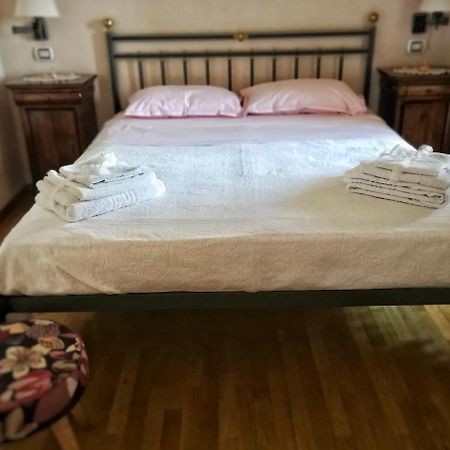 론코프레도 Il Giardino Dei Frati B&B 외부 사진