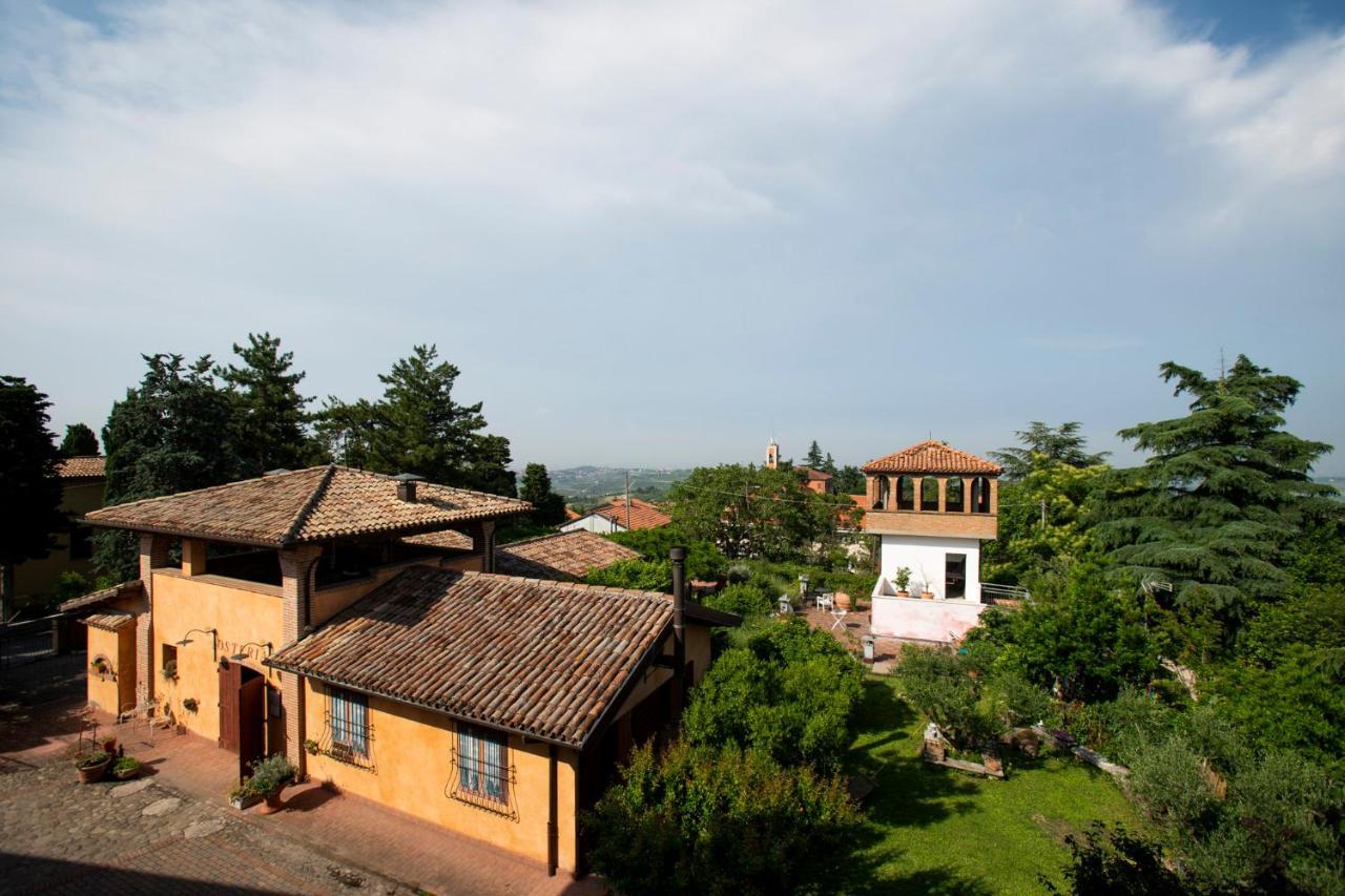 론코프레도 Il Giardino Dei Frati B&B 외부 사진