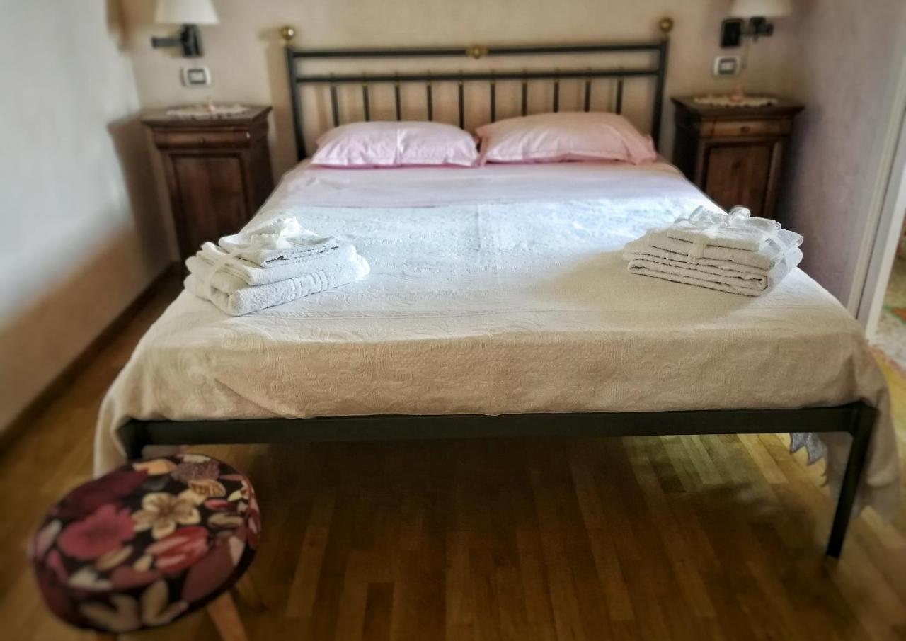 론코프레도 Il Giardino Dei Frati B&B 외부 사진
